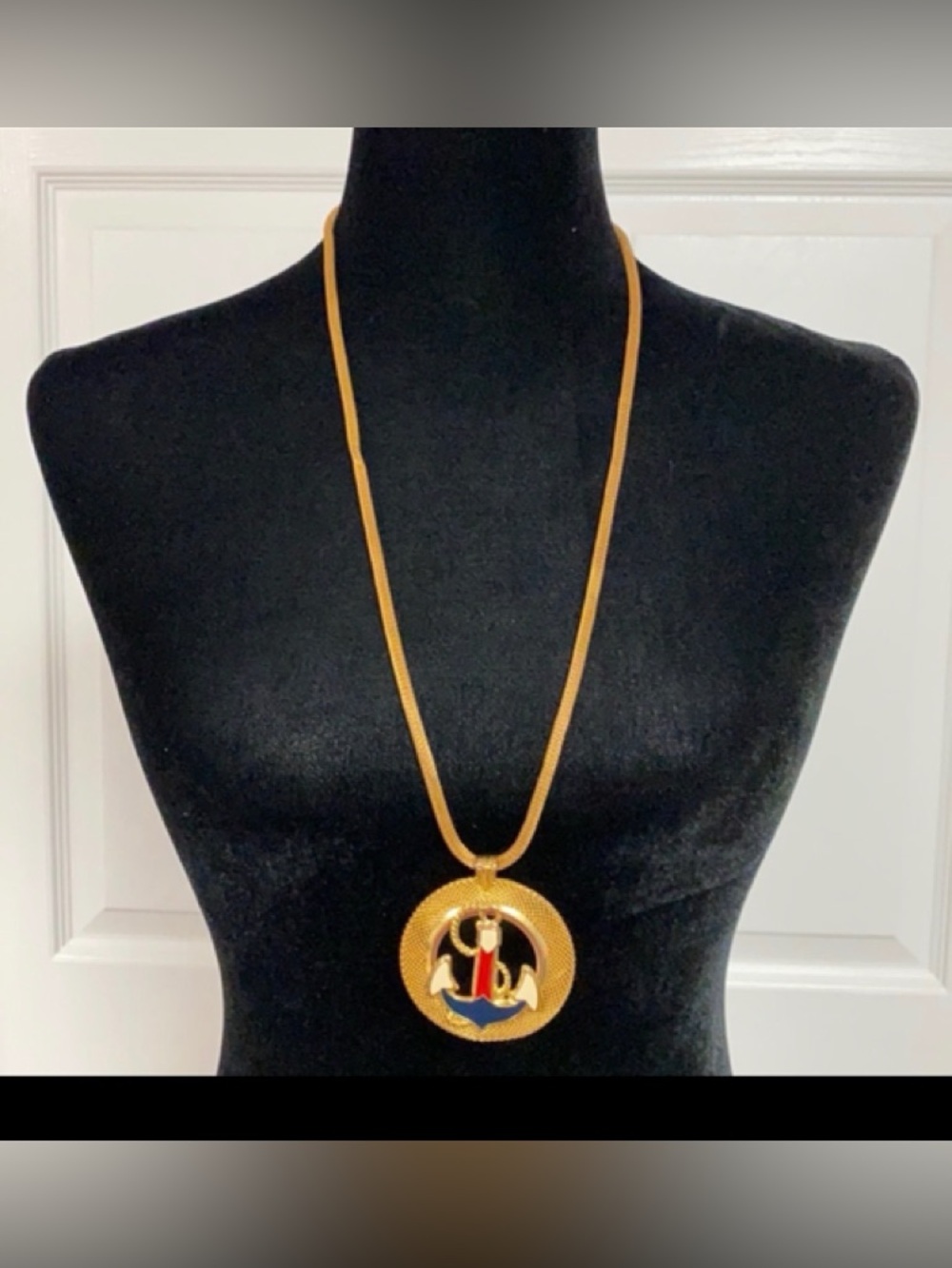 Vintage nautical circular red, white & blue necklace